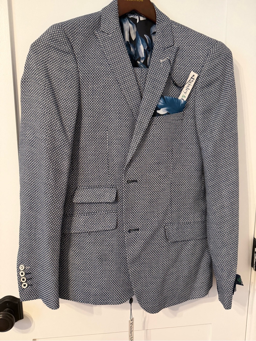 Paisley & Gray Navy Micro-Pattern Sport Coat
